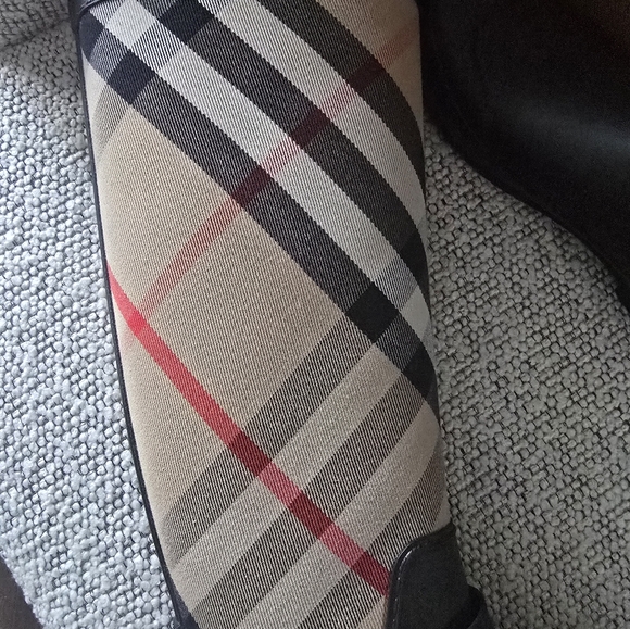Burberry House Check Rubber Rain Boots 38 7.5 8 Worn Once - Picture 8 of 11